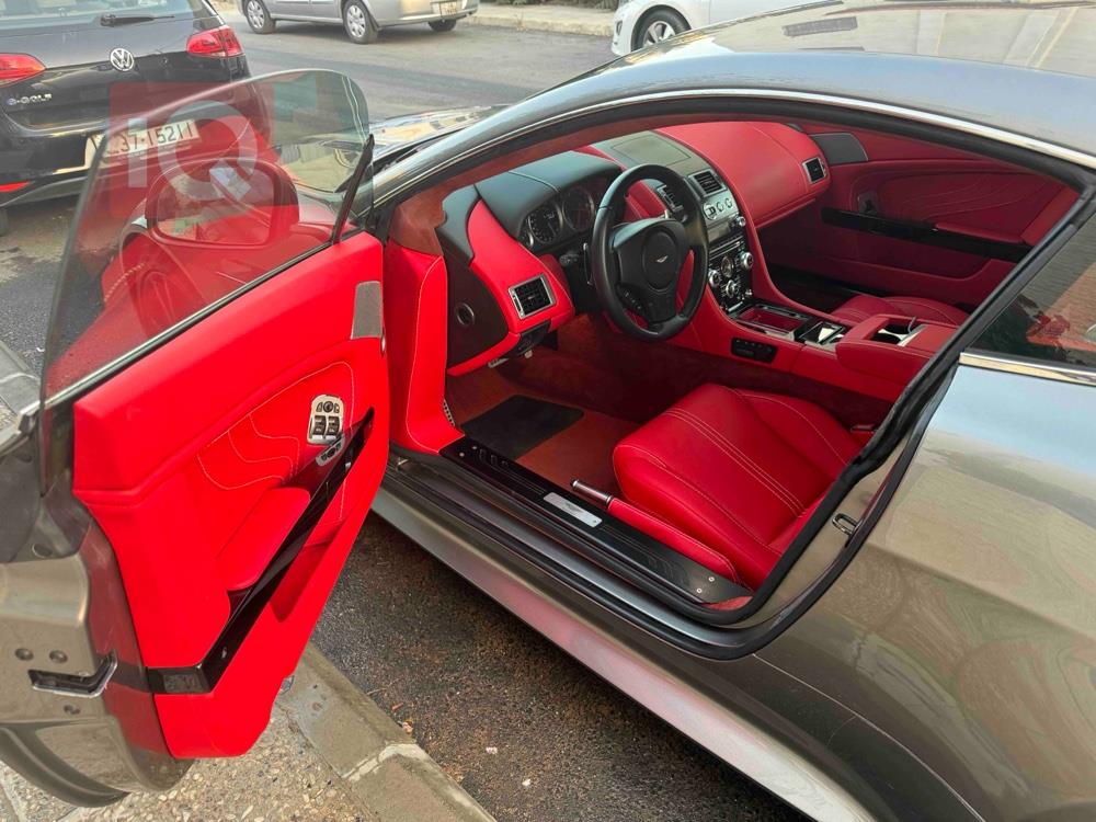 ئەستۆن مارتن V8 Vantage S
